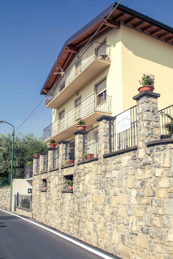 B&B Tina Monte Isola Exteriör bild